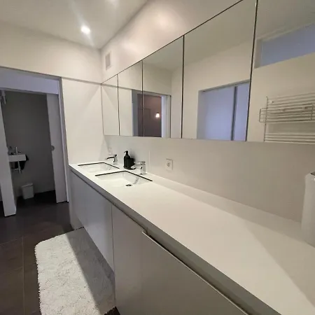 Luxe App - Zeedijk Mariakerke - Prachtig Zeezicht Apartment